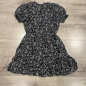 Short Turtle Neck Print Dress